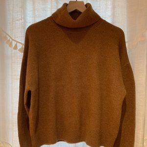 H&M turtleneck sweater NEW WITH TAGS